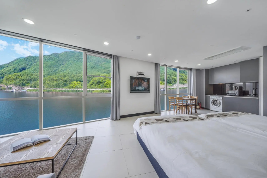 Gapyeong Puffinsbay Pension