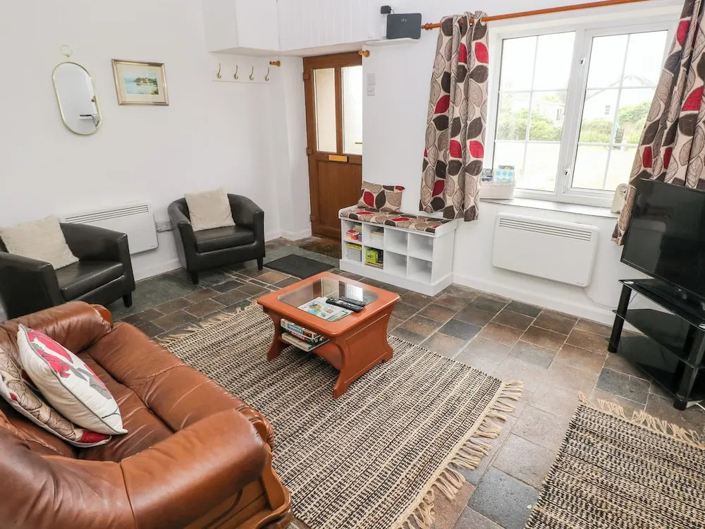 No. 2 New Cottages