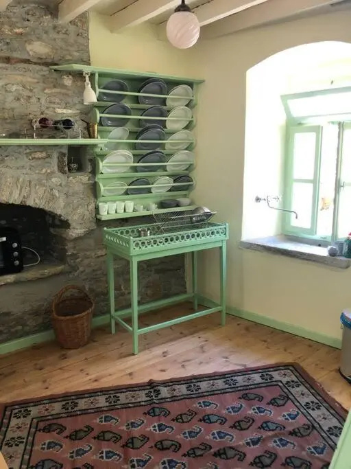 Bouganvilla, elegant residence and peaceful garden