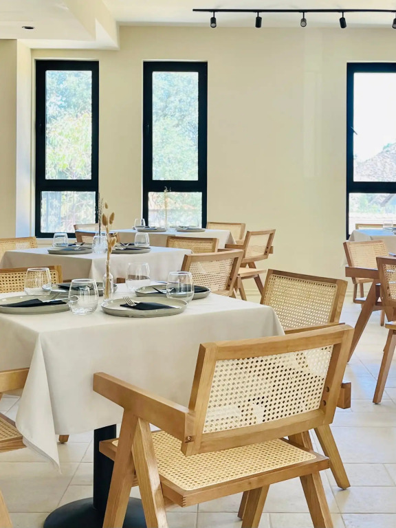 Thymises Boutique Hotel