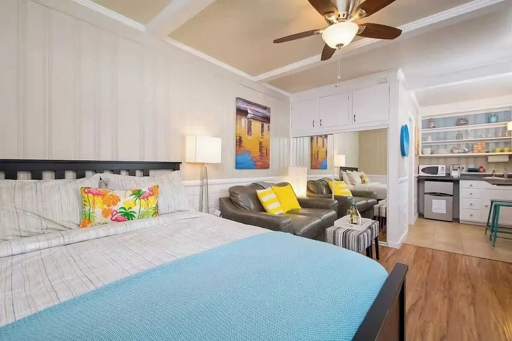 Steps to Newport Harbor, Balboa Fun Zone + Dock Access 2 Edgewater Studios