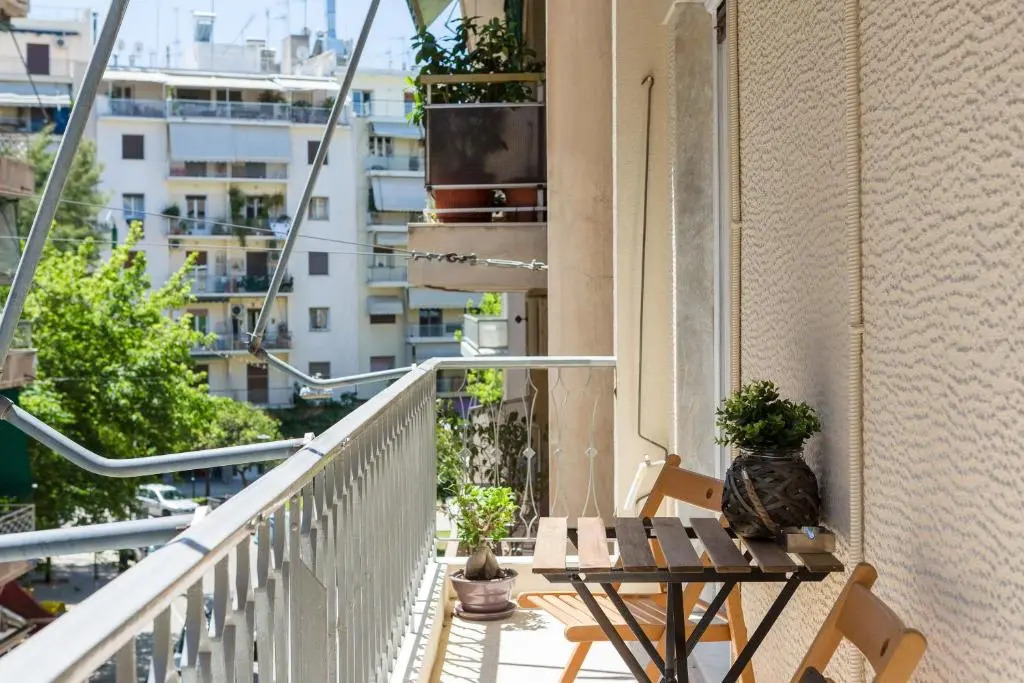 Newly Renovated 100m² Stylish Urban Flat