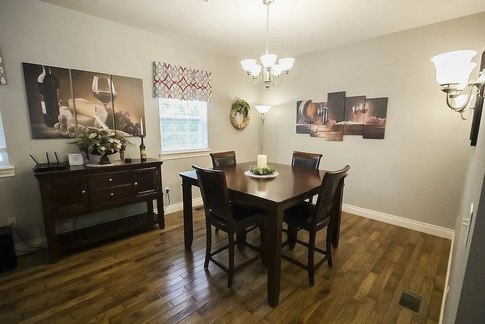 Branson Good Life Getaway - 2 Br Villa