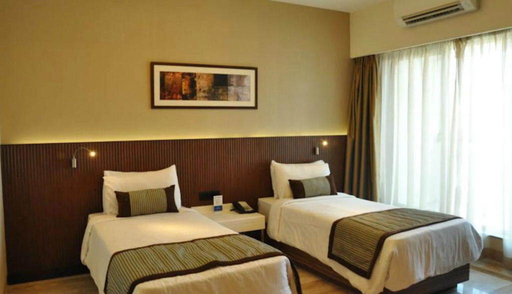 Residency Sarovar Portico