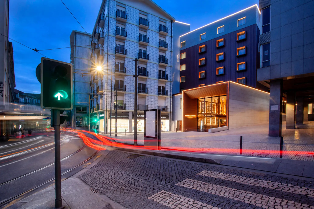 Wine & Books Porto Hotel - Small Luxury Hotels Of The World