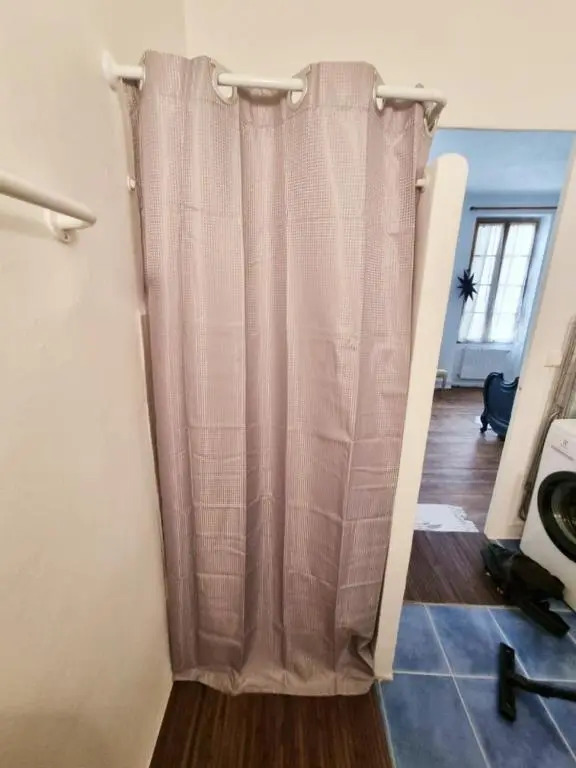 2 chambres 88m2 Extra centre historique Cahors vaste appartement convivial et cosy