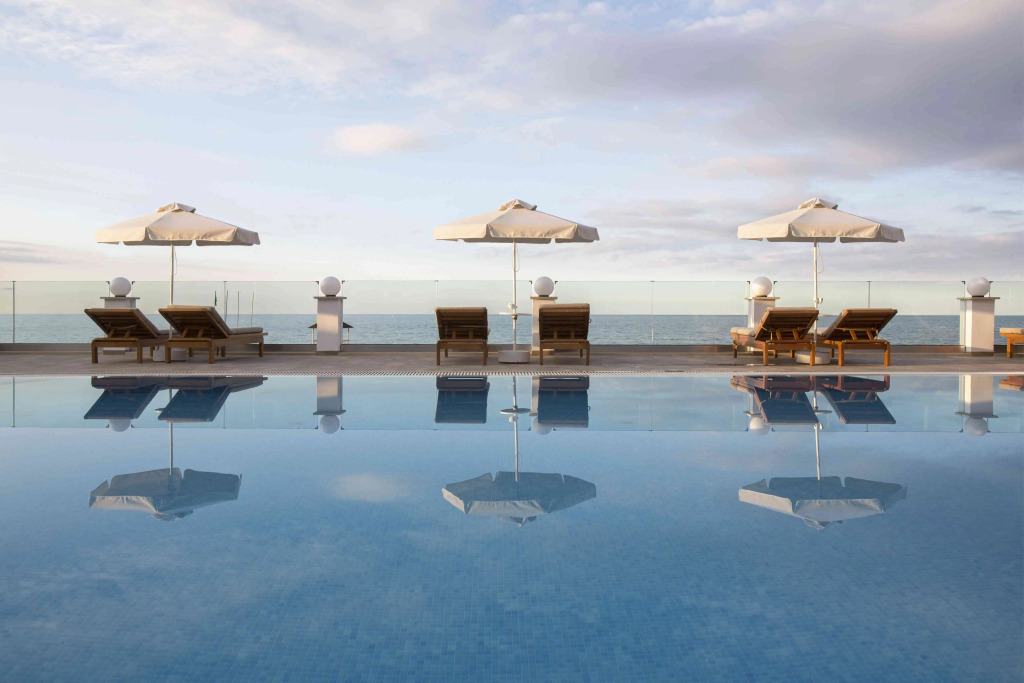 Отель Alexander Beach Hotel & Village Resort