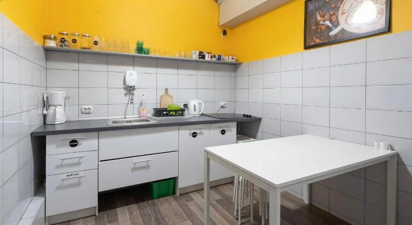 Target Hostel