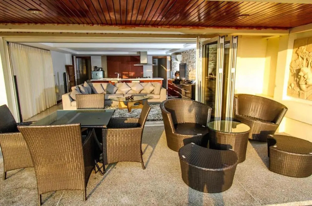 Amazing Seaview Apartment