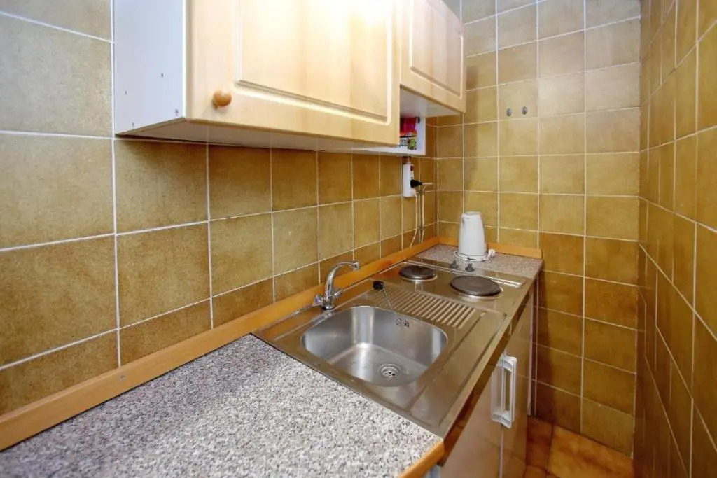Apartments More - 300 m from beach