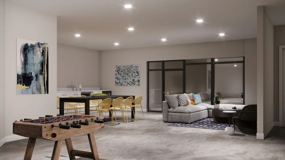 Landing Apartments near IU Health