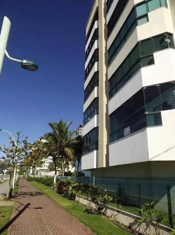Apto Luxuoso Beira Mar