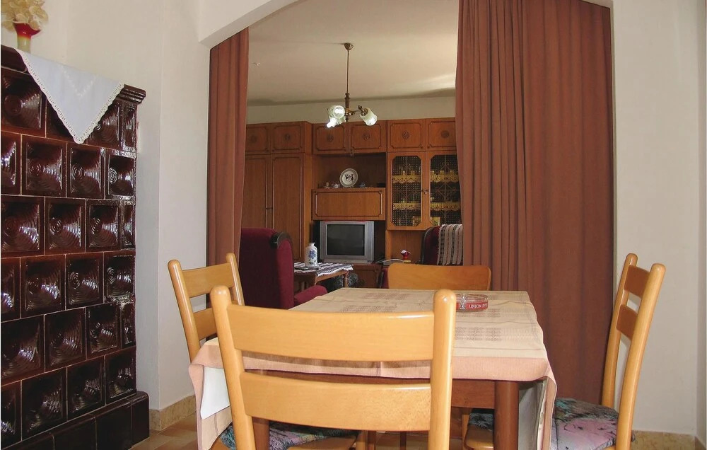 Nice Apartment in Medulin With 3 Bedrooms and Wifi