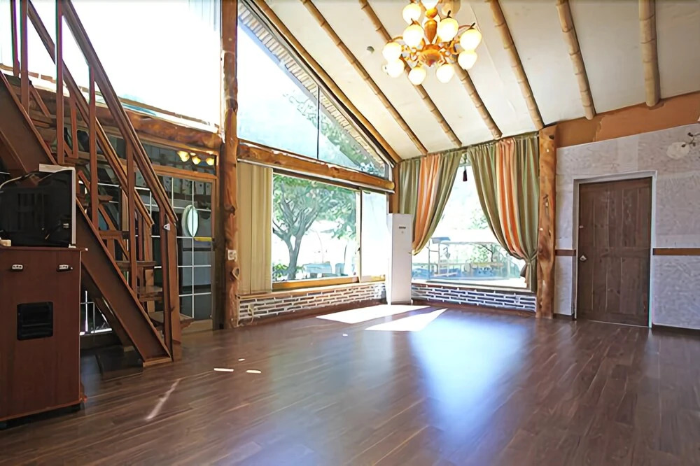 Yangpyeong Korean Cultural Home Pension