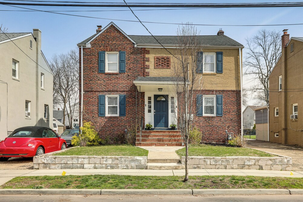 1 Mi to NYC Train & Arts District: Rahway Escape