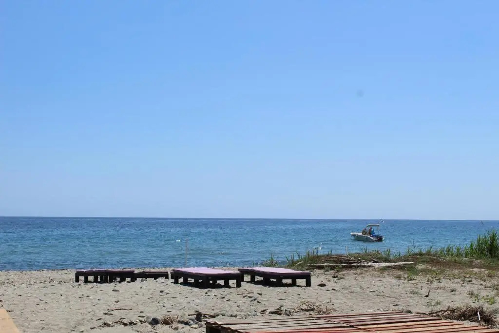 Villa au bord de mer, avec vue mer et accès plage
