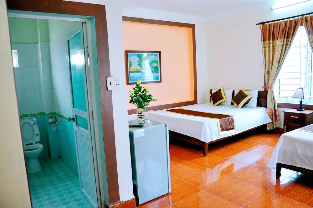 Ha Minh Hotel