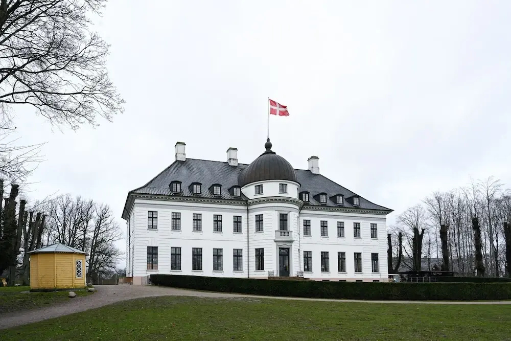 Newly-renovated 2-bedroom Apartment in Charlottenlund