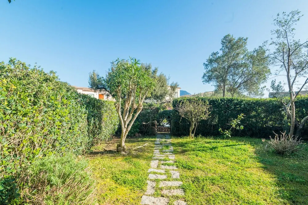 Il Borgo 2/12 700m From The Beach