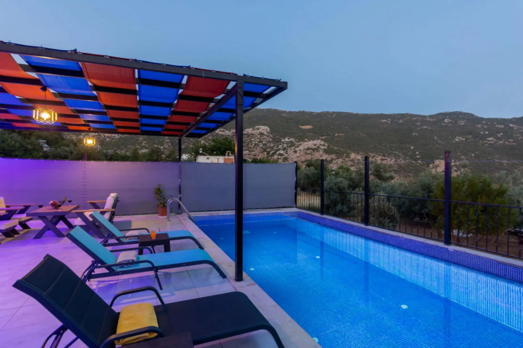 Villa with Private Pool and Stunning View in Kas