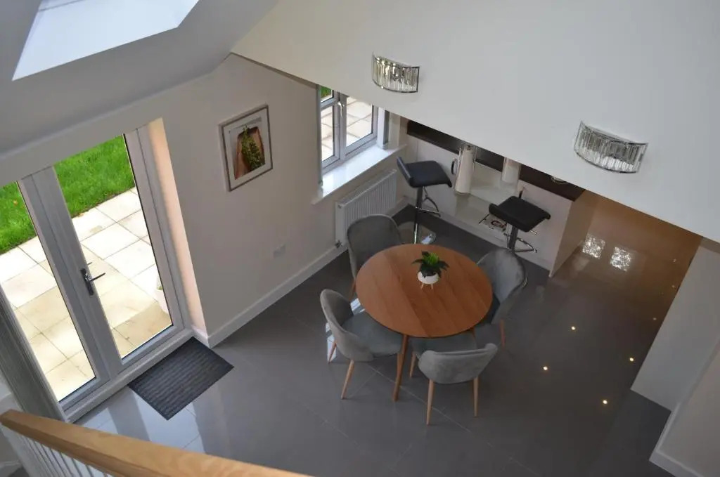 Short Breaks - Harcourt Way