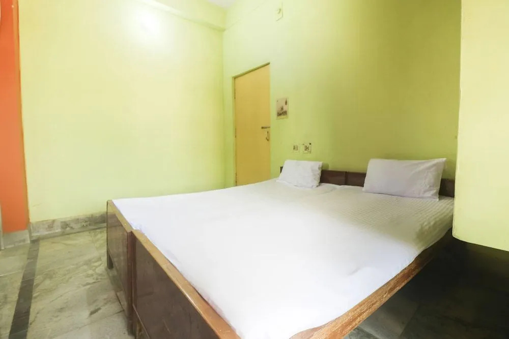 Spot On 60947 Godavari Lodge
