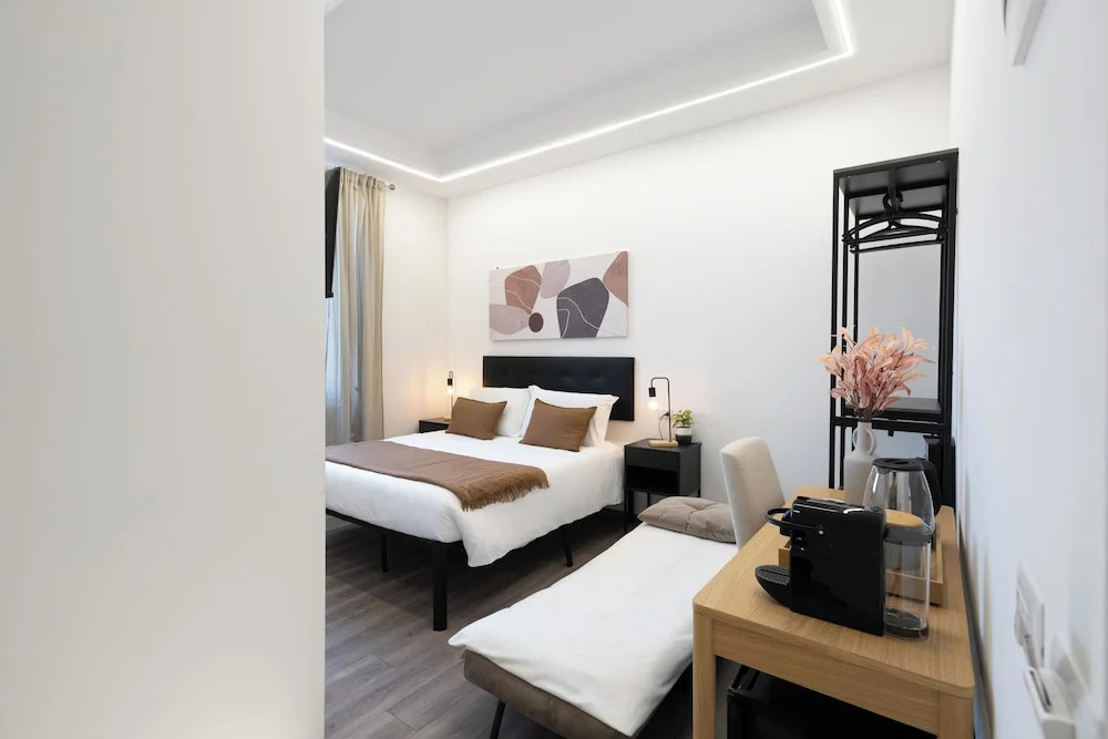 ReRent Rooms - 36 Trionfale Guesthouse