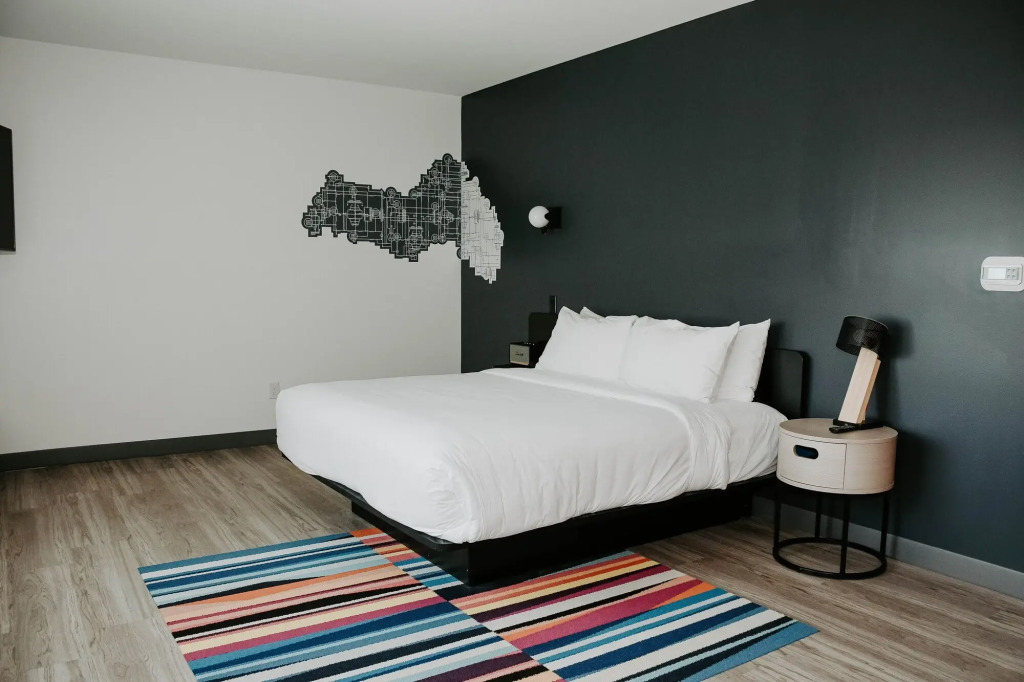Aloft by Marriott Omaha West