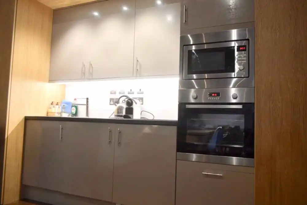 2 Bedroom Apartment on Royal Mile