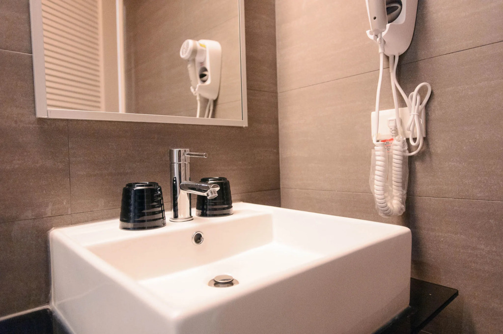 Kiwi Express Hotel-Taichung Station II