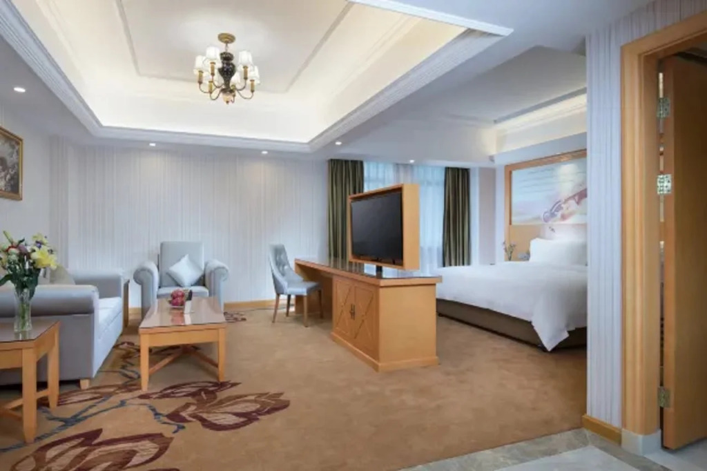 Vienna Hotel Guangdong Zhongshan Caihong Avenue