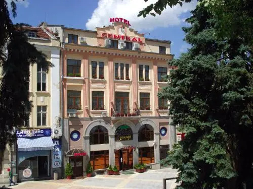 Family Hotel Central