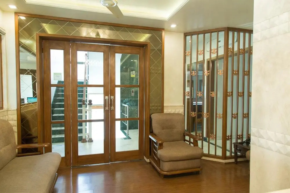 JK Rooms 137 Majestic Annexe