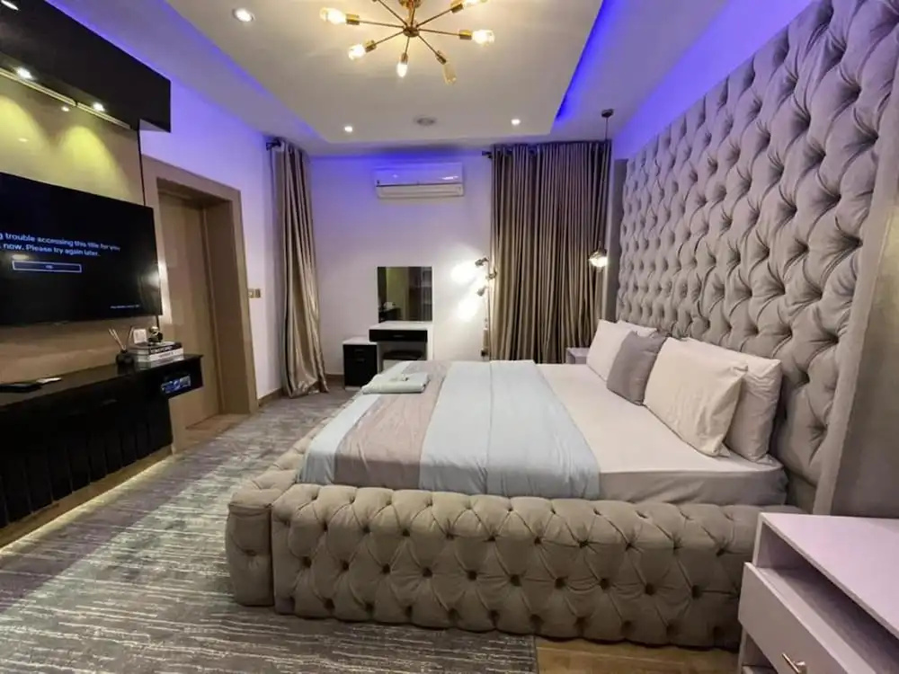 Modern Luxury 3 Bed With Pool & Gym in Lekki