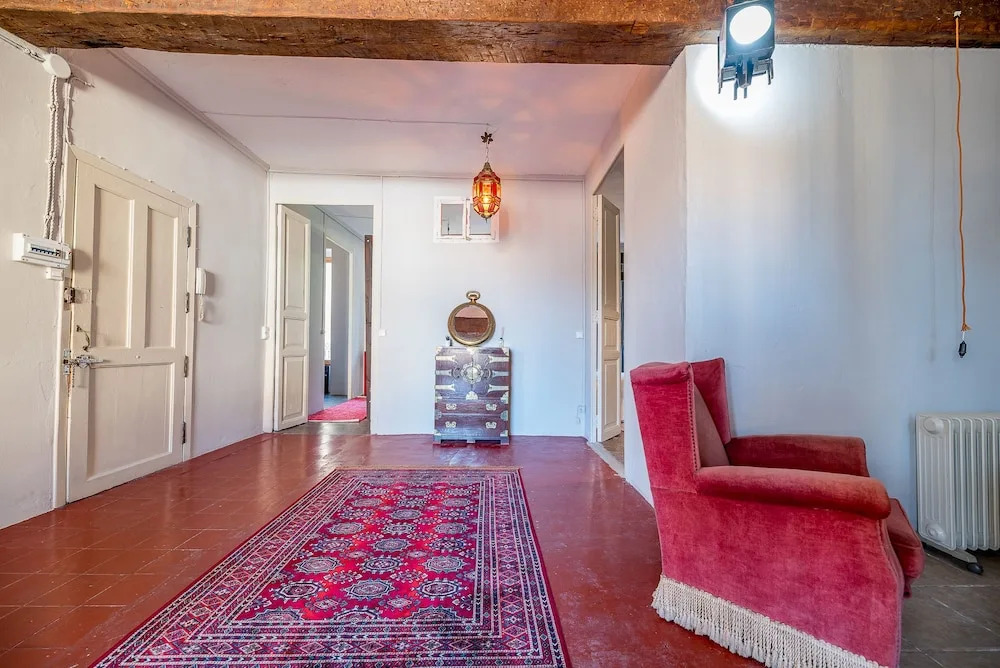 Na Jordana flat