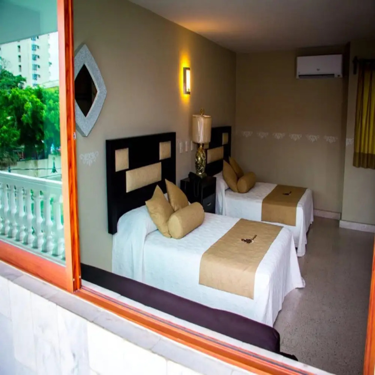 HM Hotel Marian