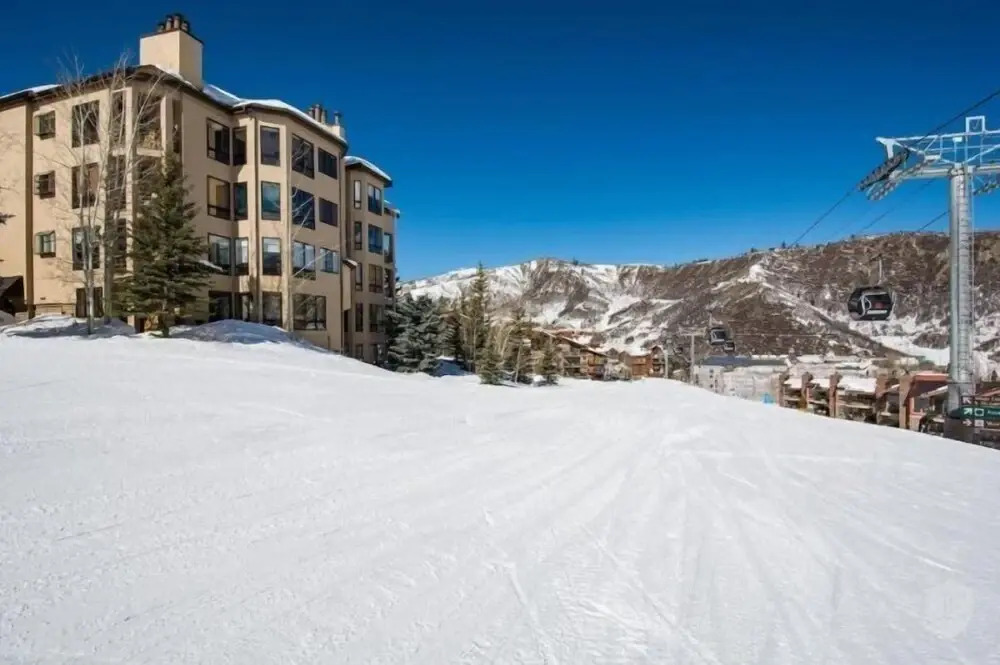 Snowmass_village_3bd_gen_c