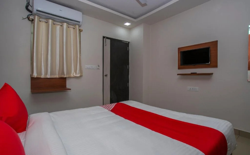 Varcity Phi Pavilion By OYO Rooms