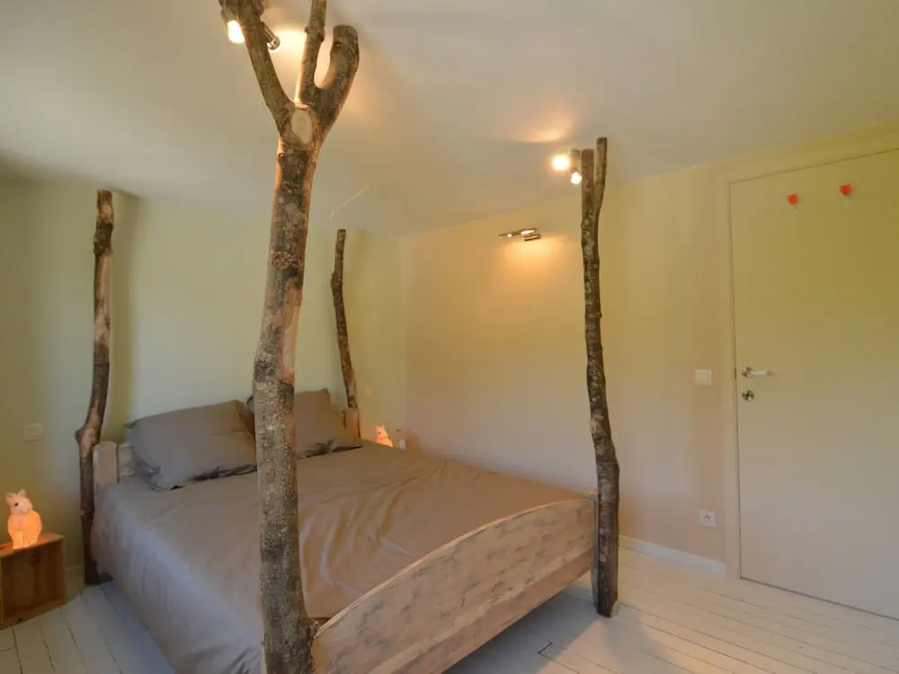 Holiday Home in Fays With Sauna & Hiking