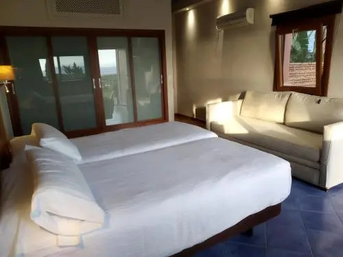 Beach Hotel Dos Mares