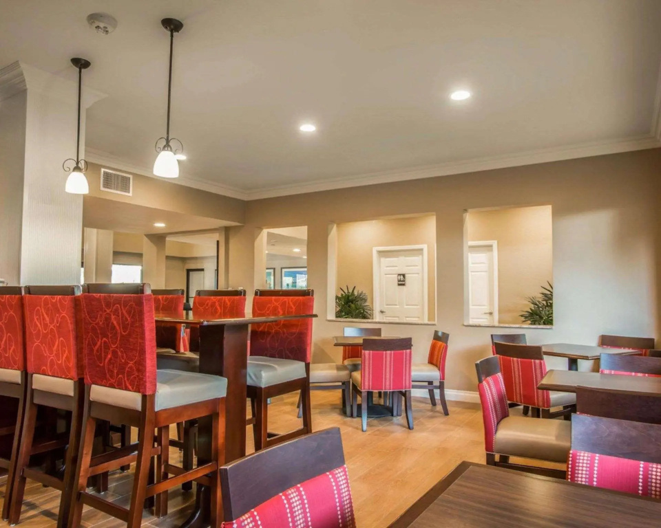 Comfort Inn & Suites Huntington Beach