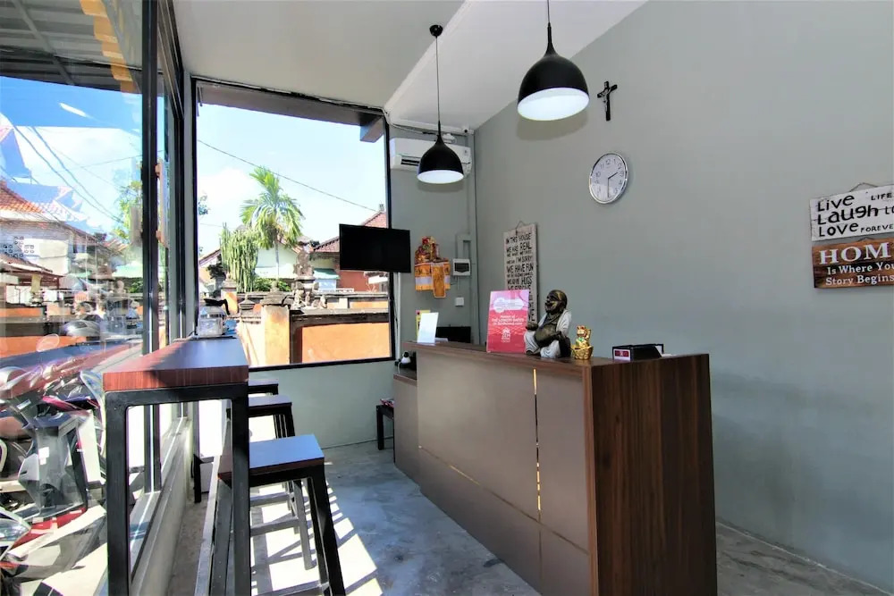ZEN Hostel Jalan Patimura Legian