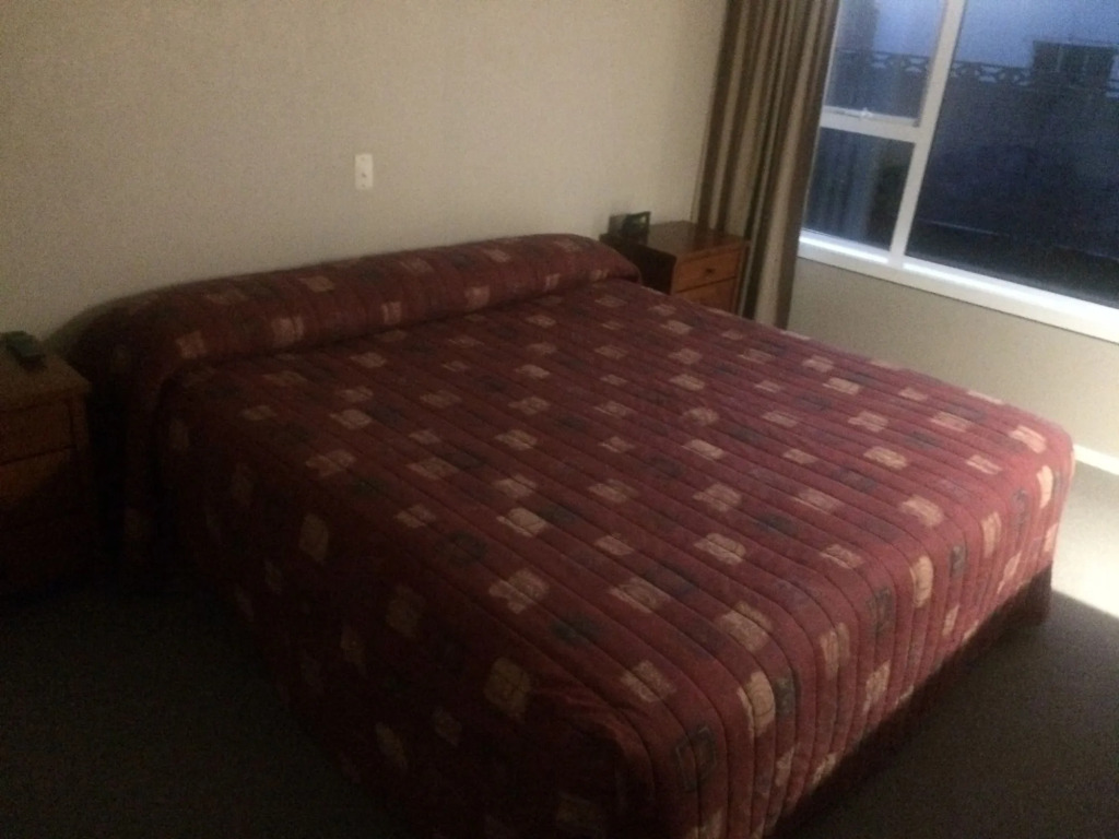 Shelby Motor Lodge