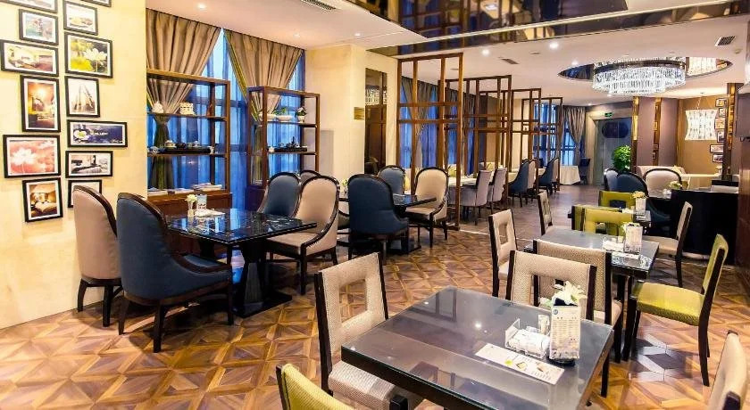 Chengdu Cosy City Hotel
