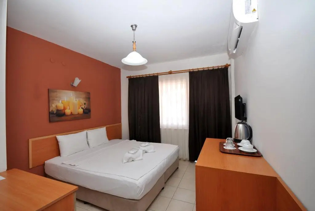 Lale Otel