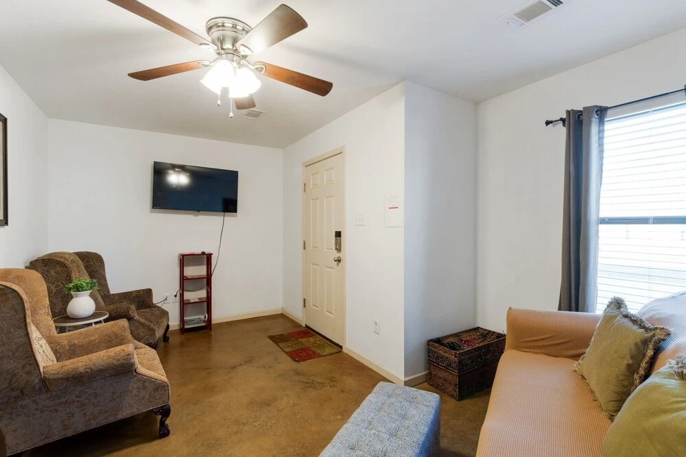 Charming In Conway 3 Bedroom Duplex by Redawning