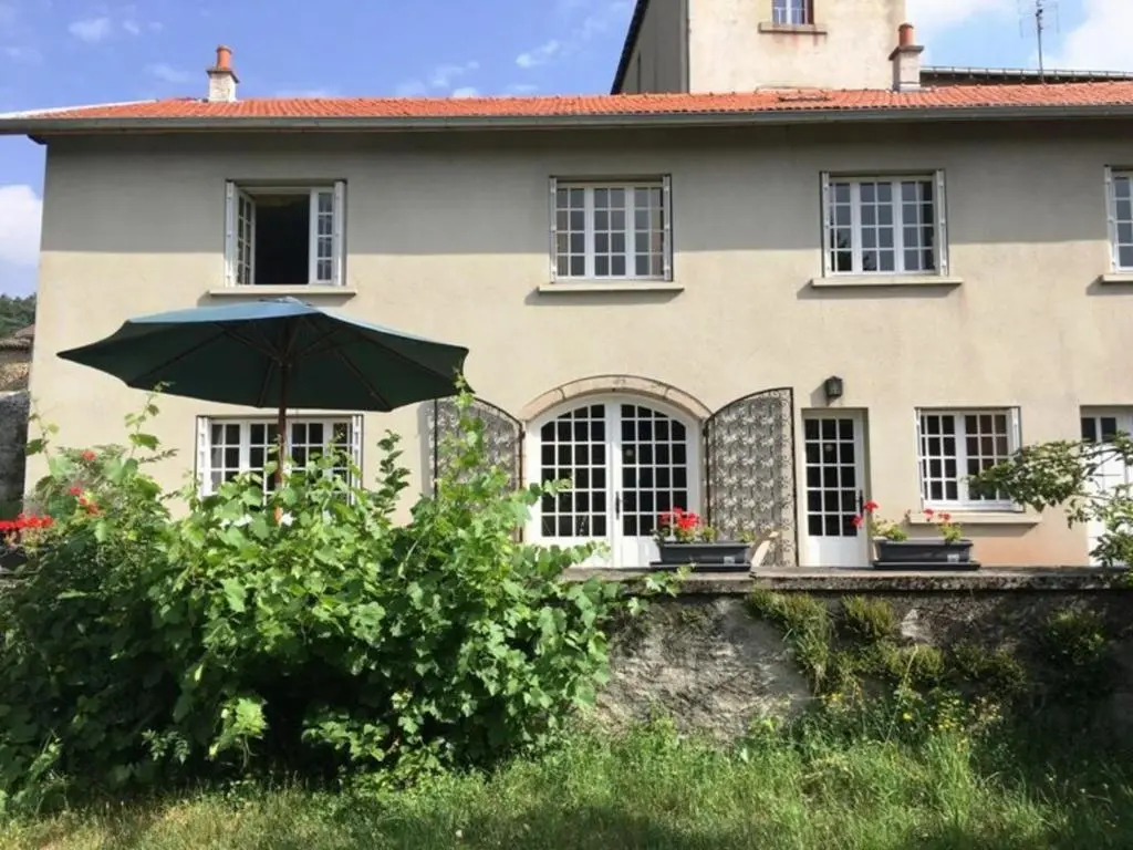Maison calme avec grand terrain, proche commodités et sites médiévaux - FR-1-582-133