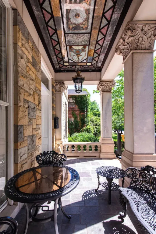 Central Park Bed & Breakfast