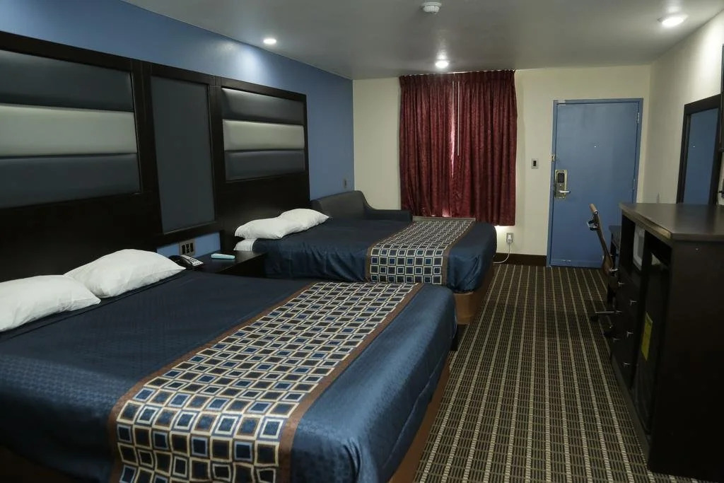 Theroff's Motel