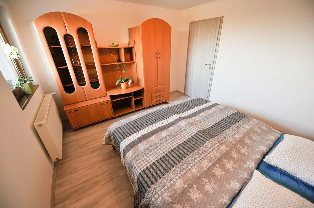 Apartments Jernej with Onsite Wellness